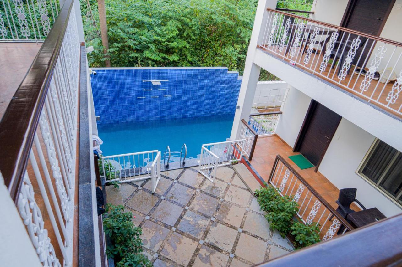 Marine Studios Le Pension Candolim Exterior photo