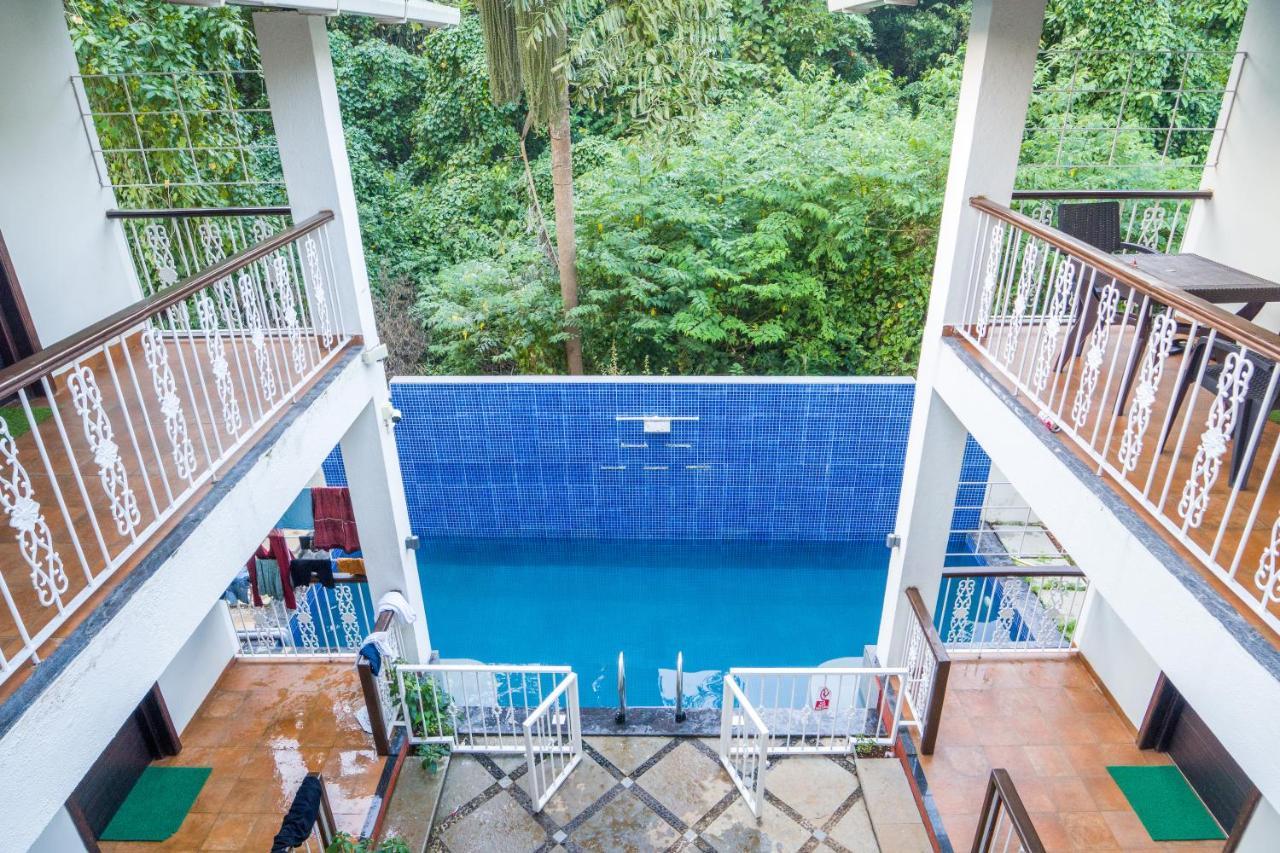 Marine Studios Le Pension Candolim Exterior photo
